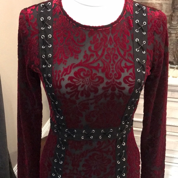 Burgundy Velvet Croset Laced Dress Sz S NWOT - Picture 4 of 8